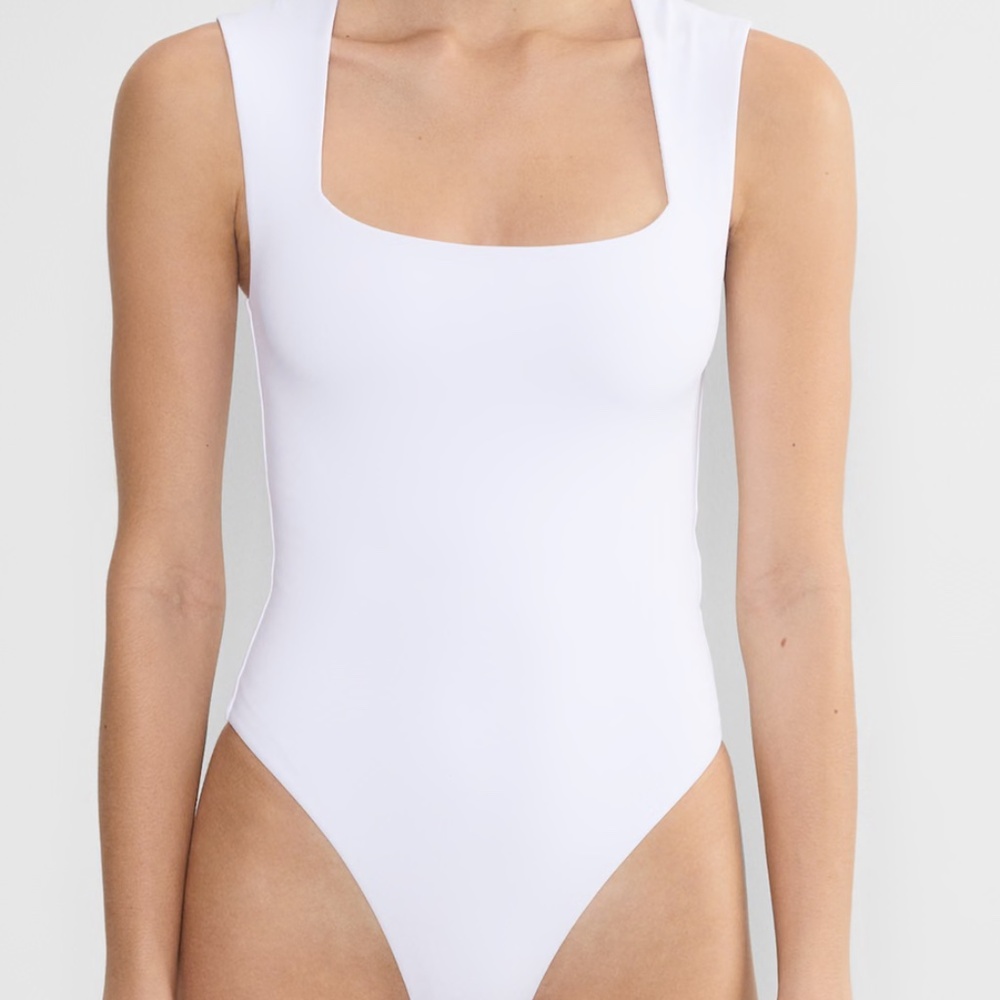 Aritzia Contour Esteem Bodysuit